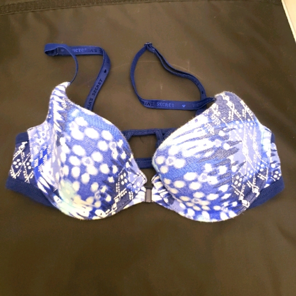 ❤ 3/$20 Victorias Secret Convertable Demi Bra